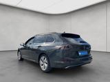 Volkswagen Golf VIII Variant Style 1,5 l eTSI DSG AHK LED - Volkswagen Golf: Vi Style