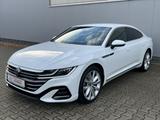 Volkswagen Arteon R-Line eHybrid/LED/AHK/Virtual/Navi/SHZ - Volkswagen Arteon mit Hybrid-Antrieb
