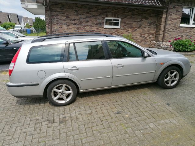 Ford Mondeo Kombi