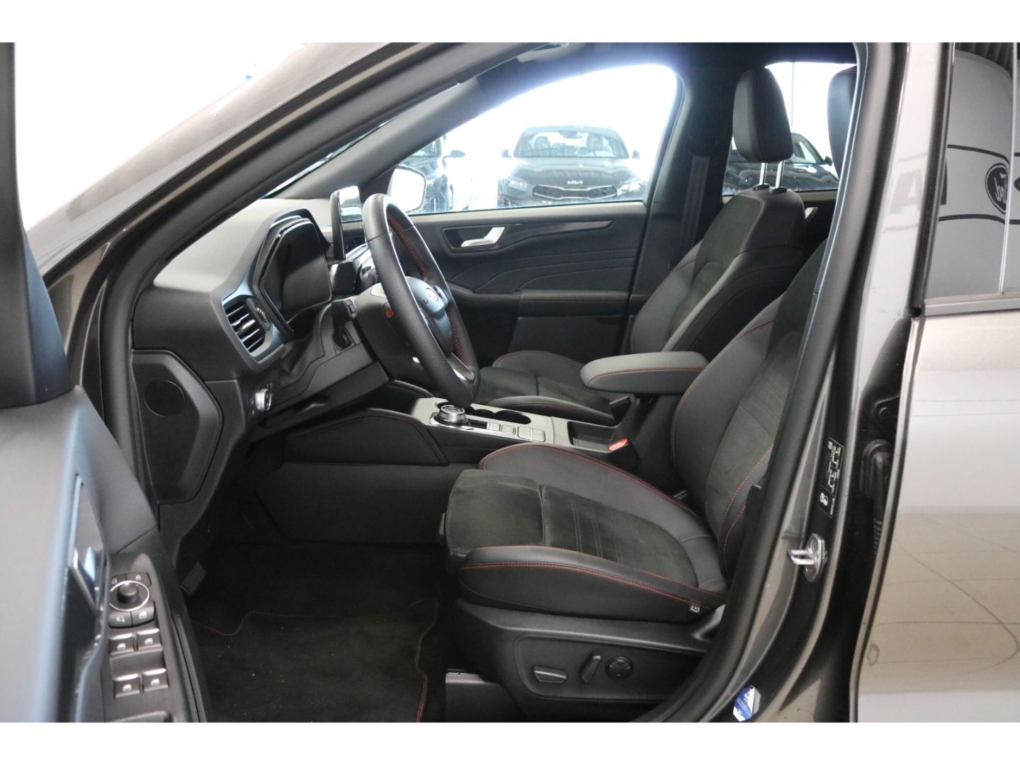 Fahrzeugabbildung Ford Kuga ST-Line X 2.5 Duratec-PHEV Kamera Head-Up