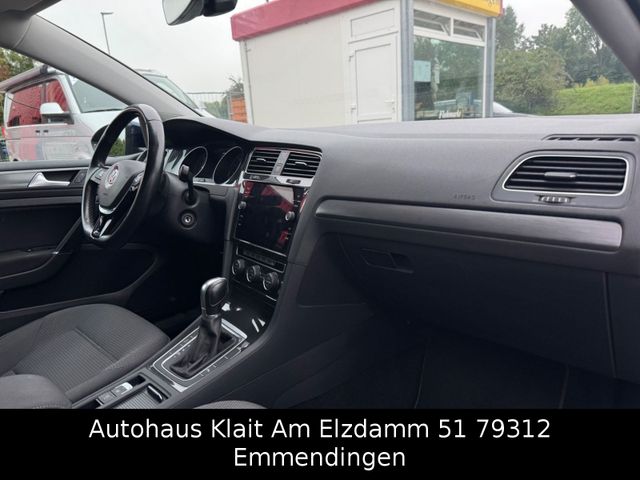 Fahrzeugabbildung Volkswagen Golf VII Variant Comfortline DSG