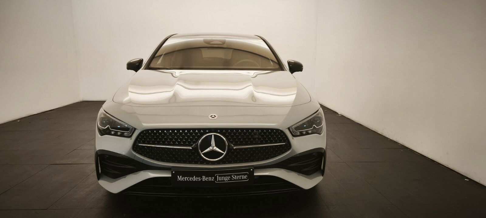 Mercedes-Benz CLA 200d SB AMG Night Distr AHK MultiBeam 360Cam imagem 2