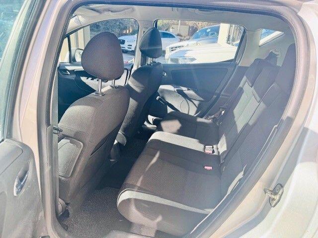 Peugeot 207 2008 — photo 10