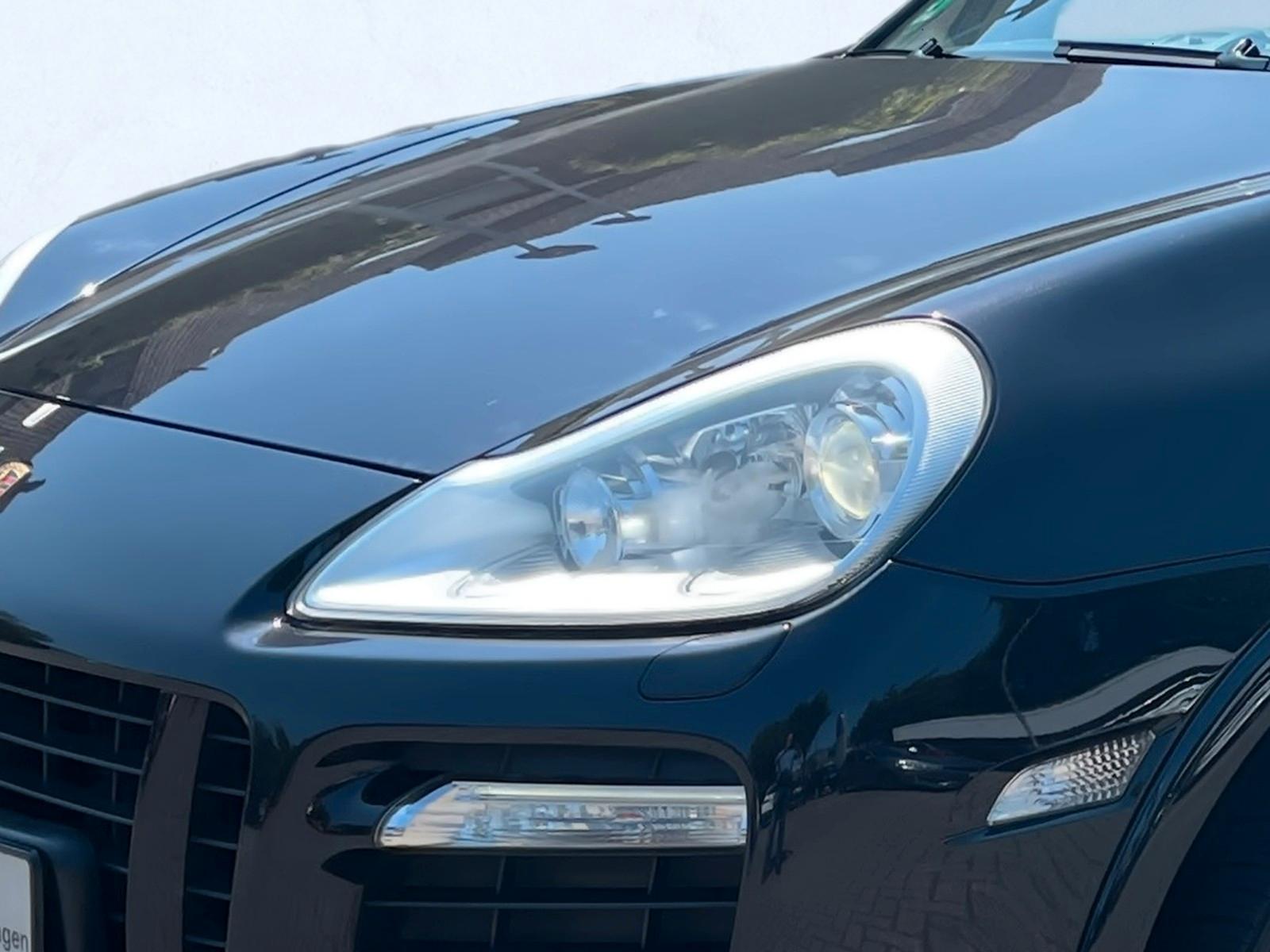 Porsche Cayenne GTS
