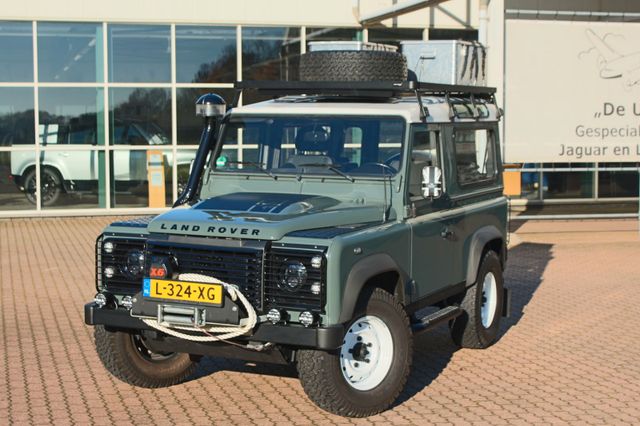 Land Rover Defender 90 2.4  Td4 De Uiver Special