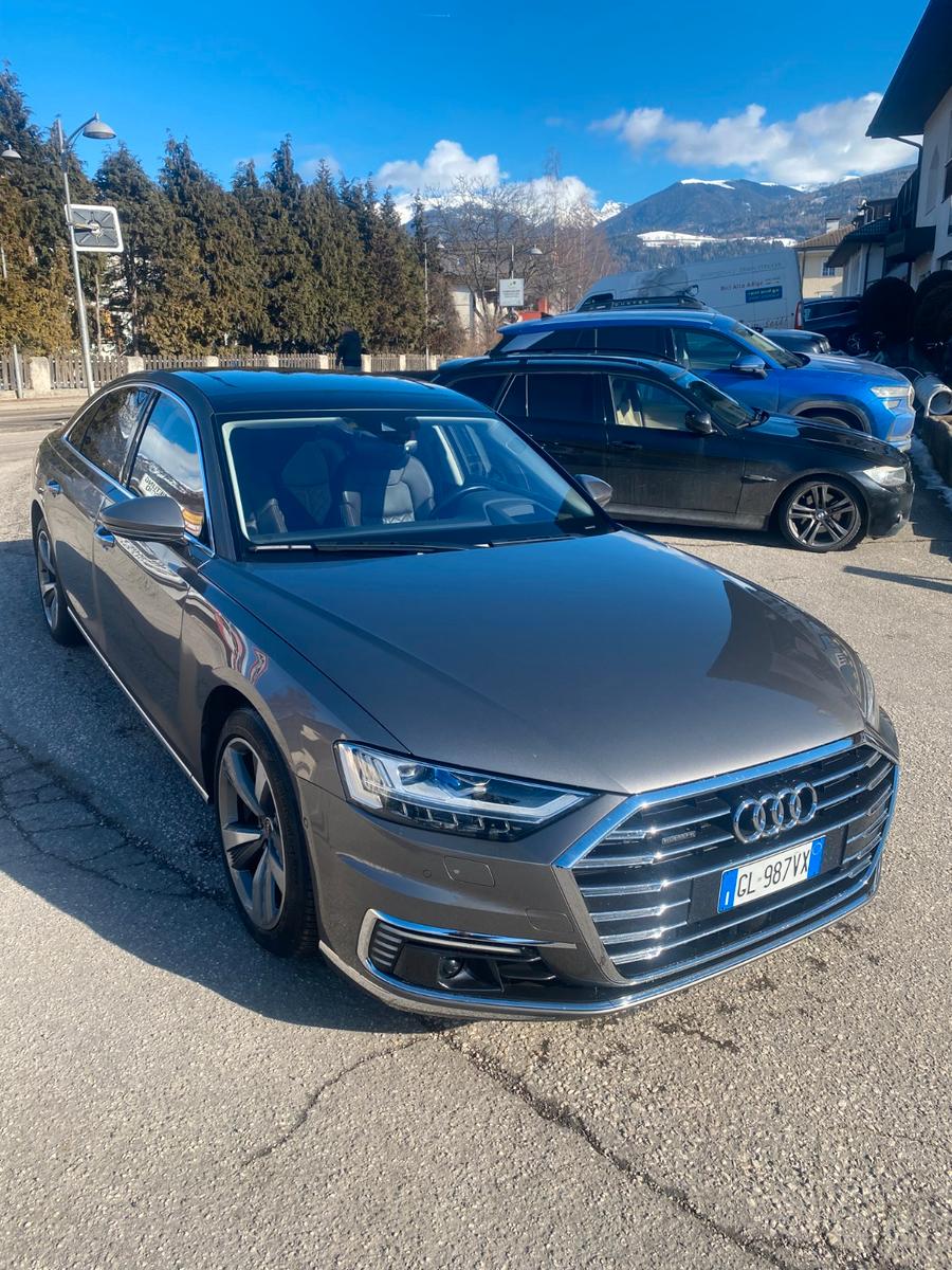 Audi A8 60 TFSI e quattro MATRIX