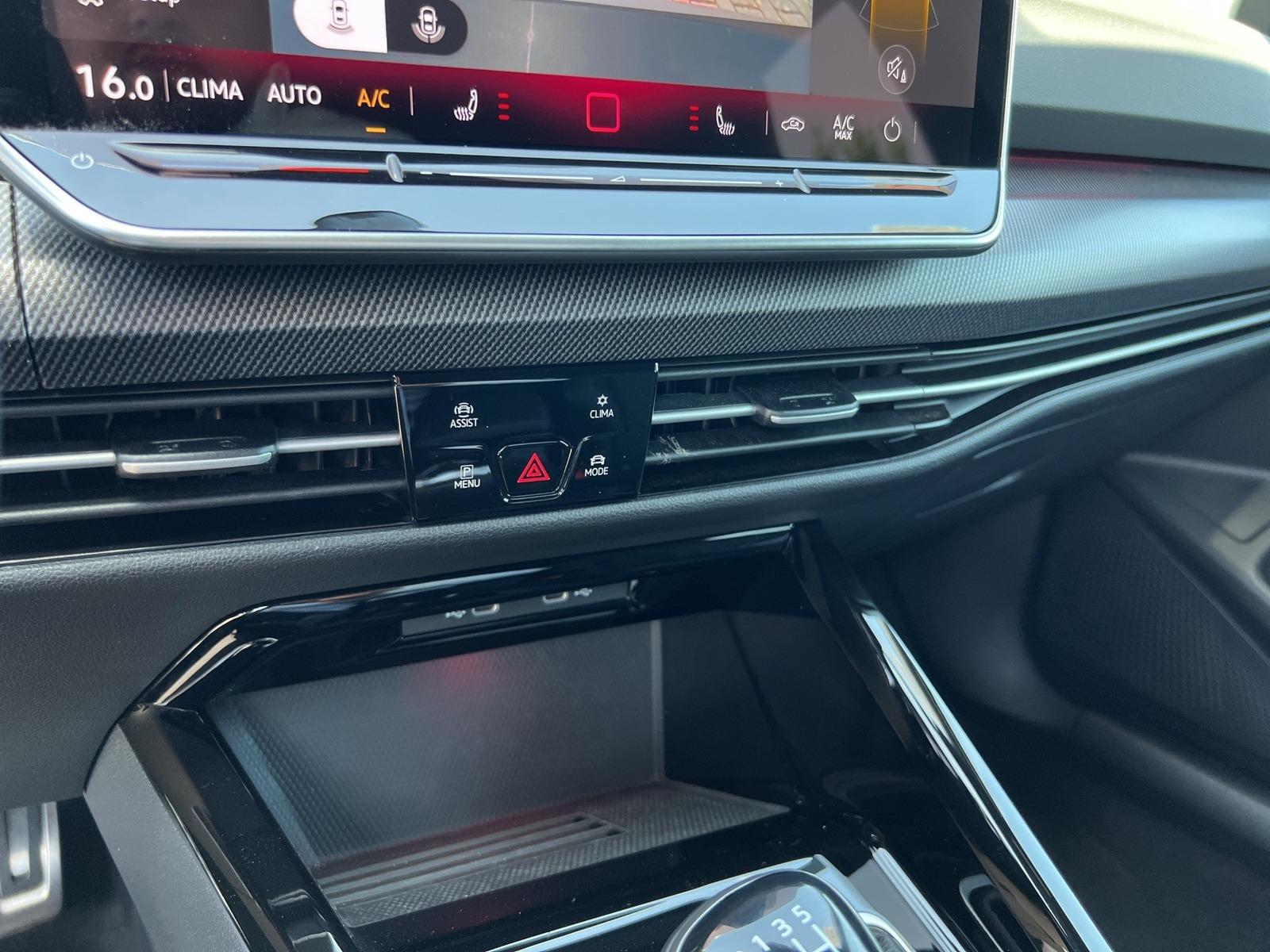 Volkswagen Golf VIII 1.5TSI R-Line LED/ACC/RFK/CARPLAY/SHZ, миниатюра 27