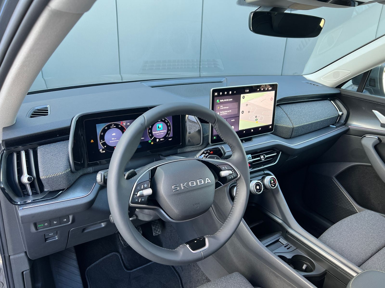 Fahrzeugabbildung SKODA Kodiaq Selection 2.0 TDI DSG 4x4 *AHK, 7-Sitzer,