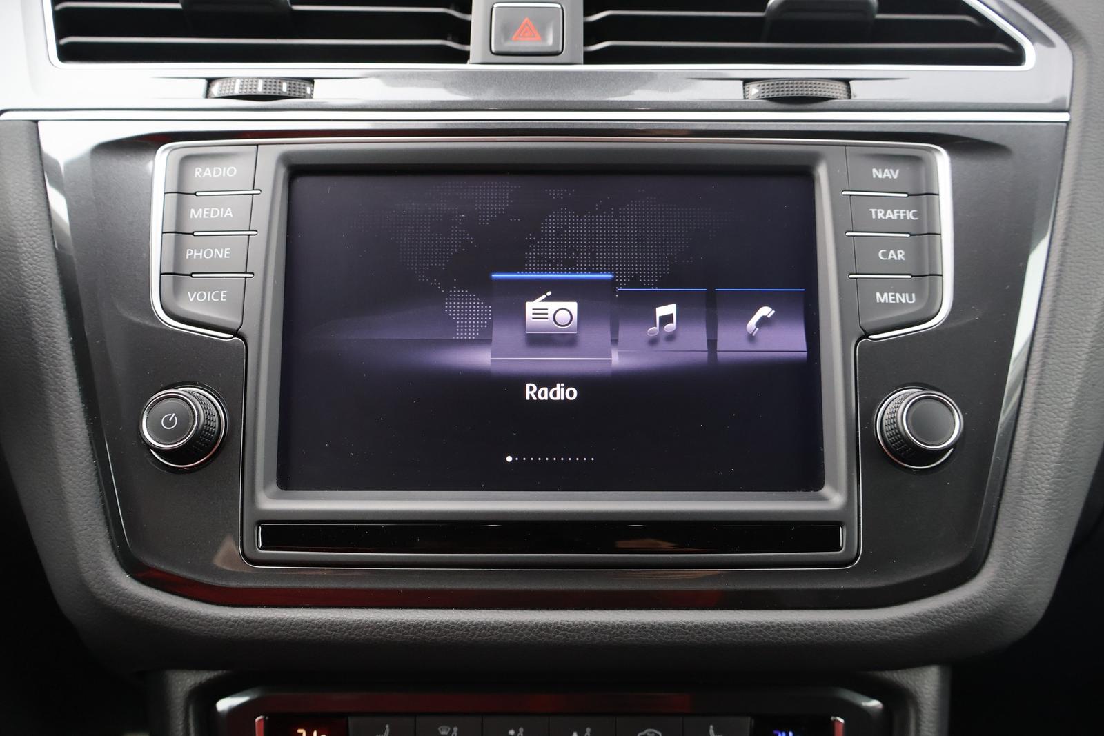 Volkswagen Tiguan 1.4 TSI DSG R-Line LED ACC Navi 360° AHK