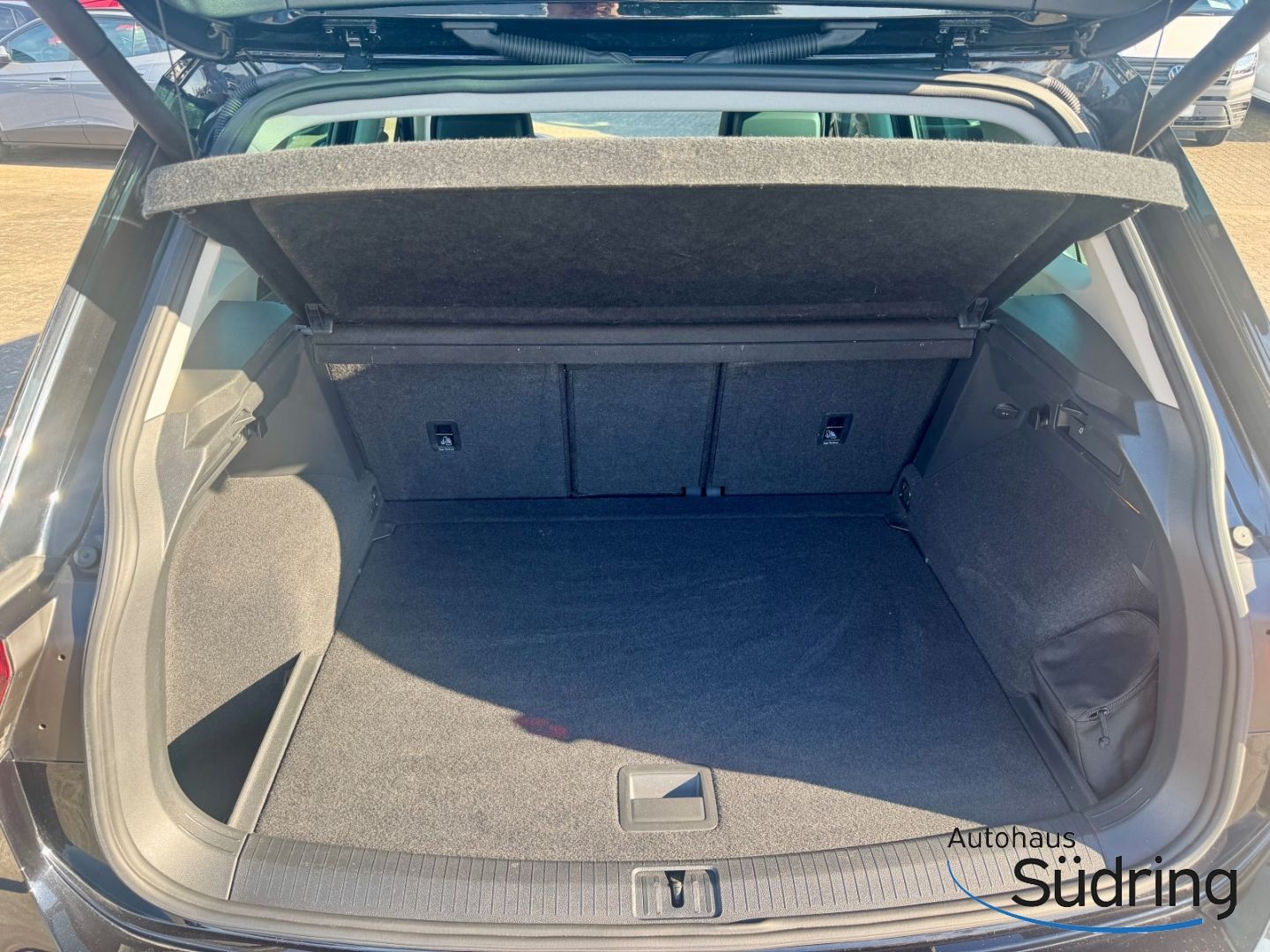 Tiguan 2,0 TSI Highline 4Motion DSG AHK Navi