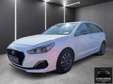 Hyundai i30 cw Premium/ KAMERA/KLIMA/MFL/PDC - Hyundai i30: Cw