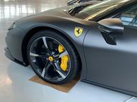 Ferrari SF90 Stradale *NEW* Carbon/Lift/RacingSeat/HUD