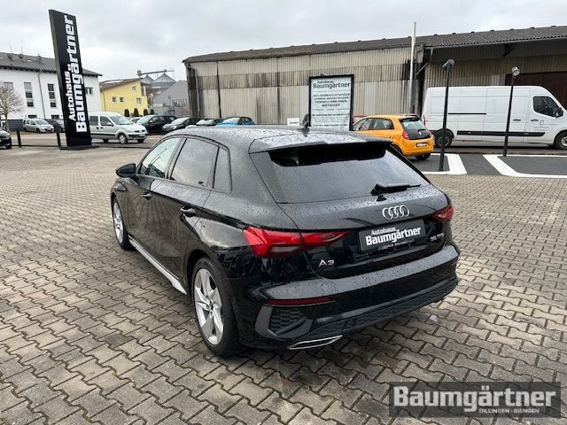 Fahrzeugabbildung Audi A3 Sportback 35 TFSI S-Line S-Tronic ACC/PDC/LED