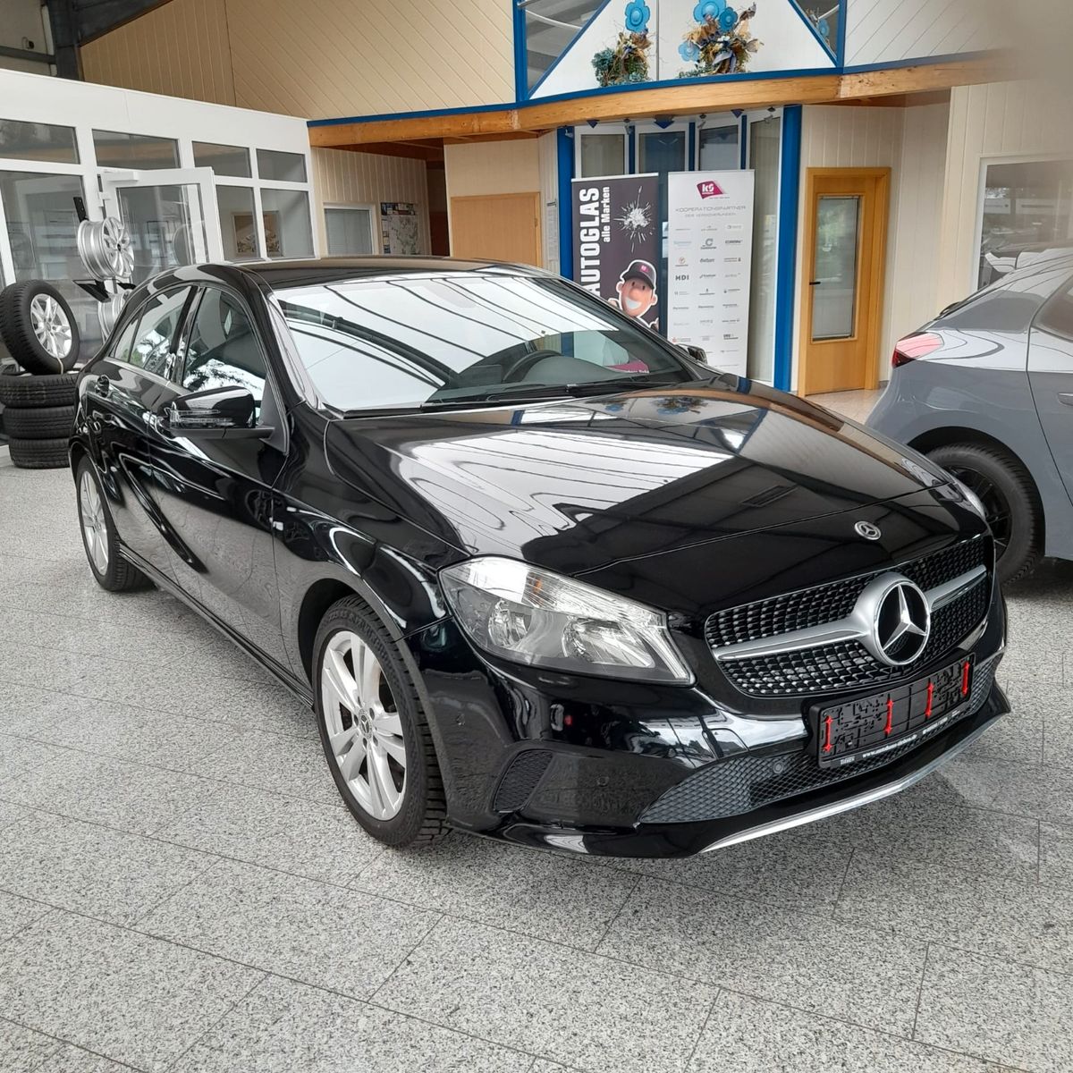 MERCEDES-BENZ A 180 CDI / d BlueEfficiency Automatik