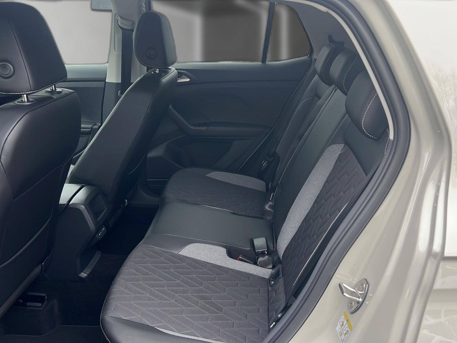 Volkswagen T-Cross - Bild 16