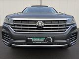 Volkswagen Touareg 3.0 TDI DSG 4Motion Elegance AHK STHZ Pa - Volkswagen Touareg Elegance mit Diesel-Antrieb