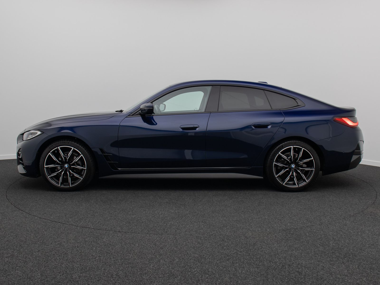 Fahrzeugabbildung BMW 420 Gran Coup&eacute; M Sport Individual GSD DAB 19Zoll