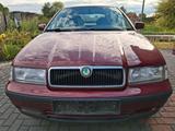 Skoda Octavia 1.6 GLX - Skoda Octavia: Glx
