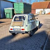 Citroën 2 CV - Citroën 2 CV mit Panoramadach