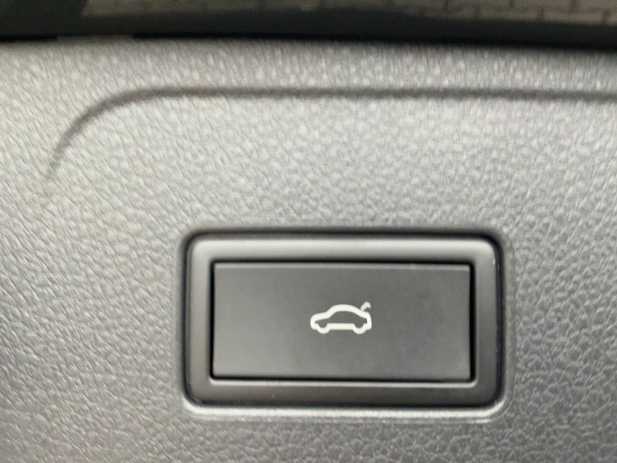 Volkswagen Passat Variant - Bild 15