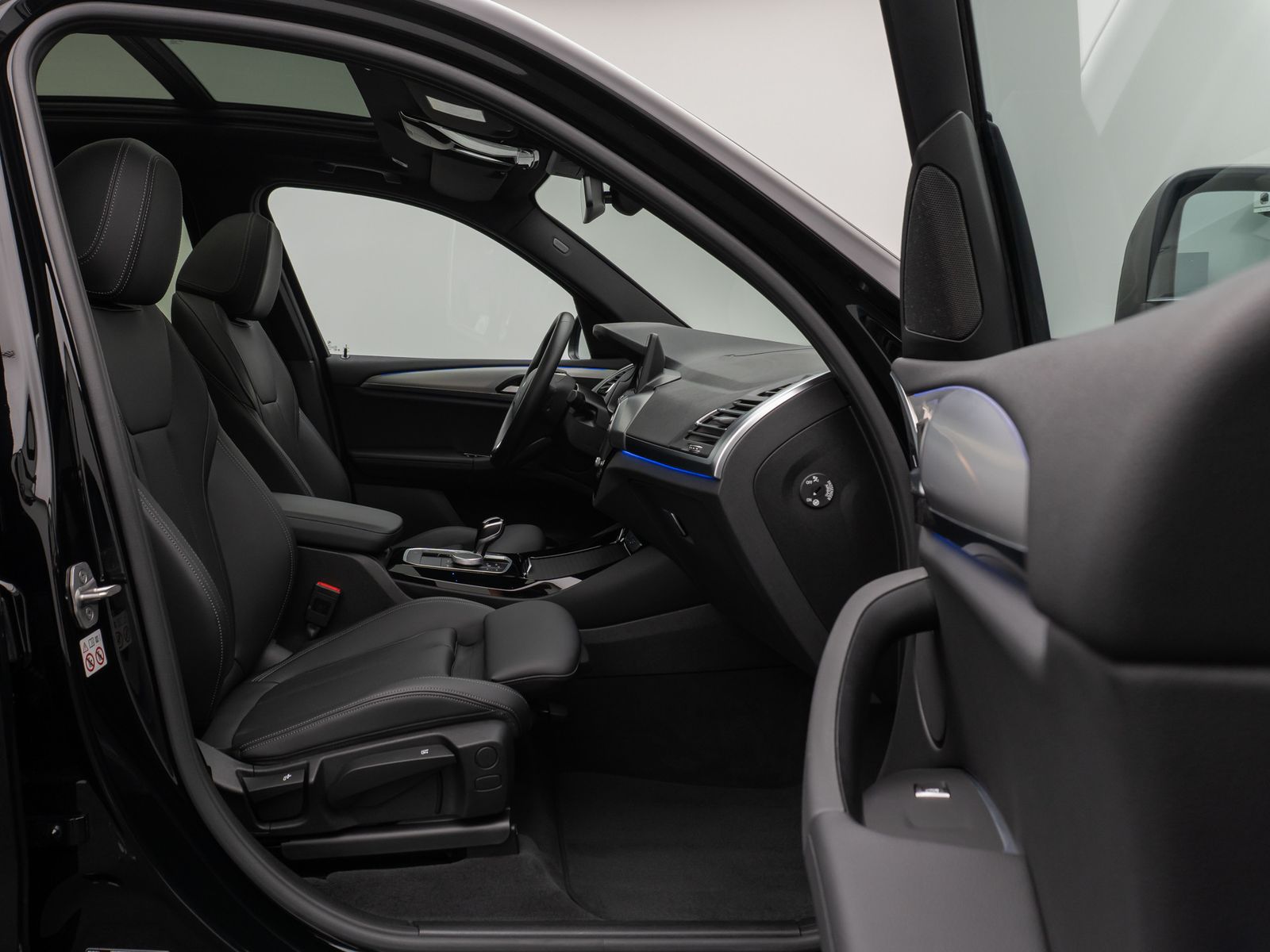 Fahrzeugabbildung BMW X3 xD20d Panorama Kamera DAB HiFi CockPit+ Sport