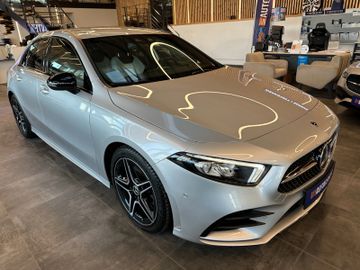 Mercedes-Benz A 250 A Limousine *AMG-LINE*NAVI*LED*KAM*
