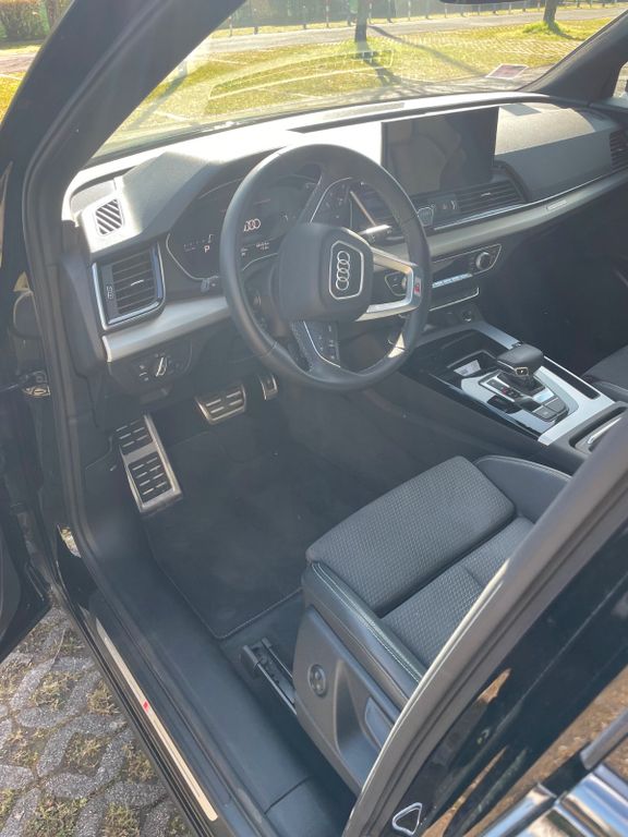 Image of Audi Q5