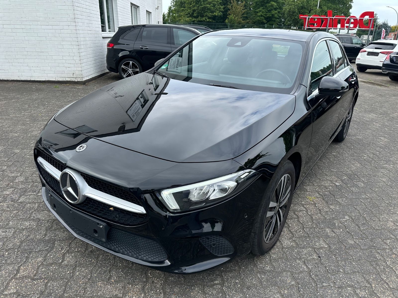 Mercedes-Benz A 250 e DCT Progressive LED Kamera Ambiente