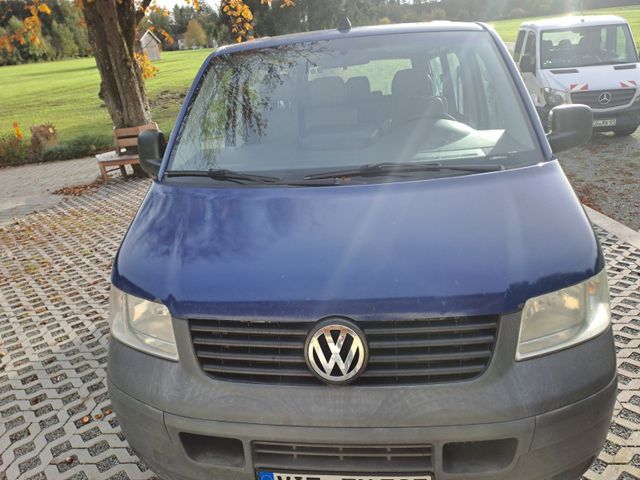 Volkswagen VW T5 lang 9 Sitzer  2,5 Ltr.