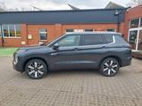 Mitsubishi Outlander Plug-in Hybrid Intro Edition 2.4 - Mitsubishi Outlander: 2.4