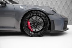 992 GT3 2025 BOSE LIFTING STOCK CAR