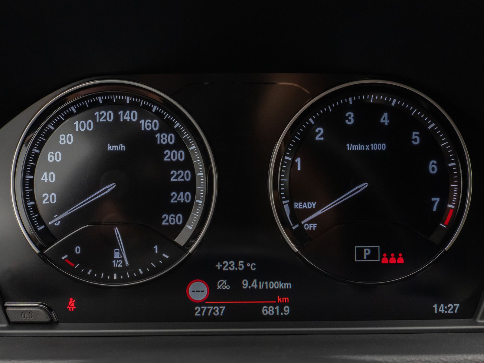 Fahrzeugabbildung BMW X1 sD18i DAB Navi Parkassist Geschwindigkeitsreg