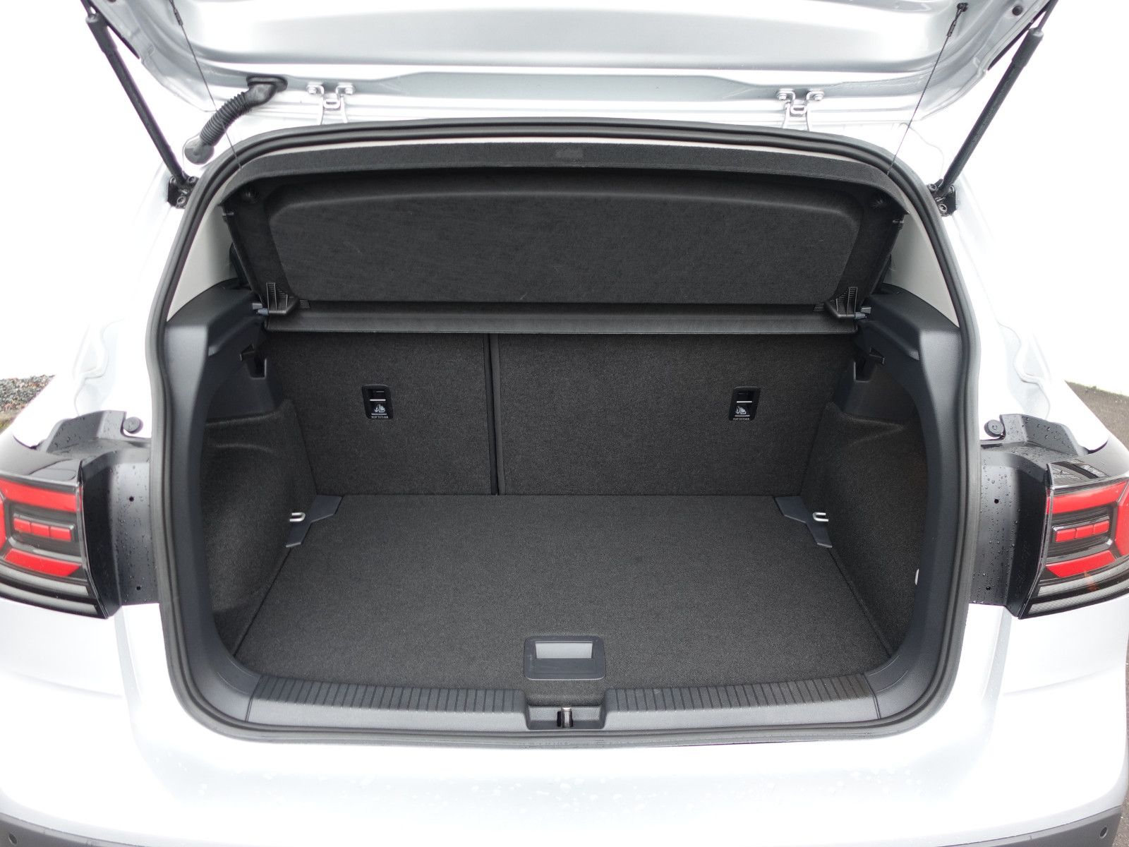 Fahrzeugabbildung Volkswagen T-Cross GOAL 1.0TSI,Kamera,Sitzhzg,ACC,Allwetter