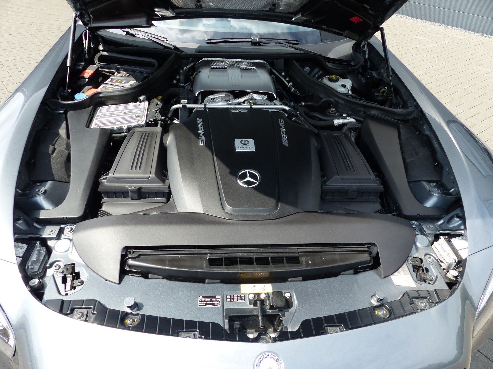 Fahrzeugabbildung Mercedes-Benz AMG GT S Coupe