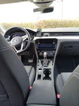 Volkswagen Passat Variant 2.0 TSI OPF 140kW DSG Busines... - VW Passat Variant Gebrauchtwagen in München