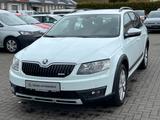 Skoda Octavia Scout 1.8 TSI DSG 4x4 NAV*SHZ*AHK - Skoda Octavia Scout mit Benzin-Antrieb