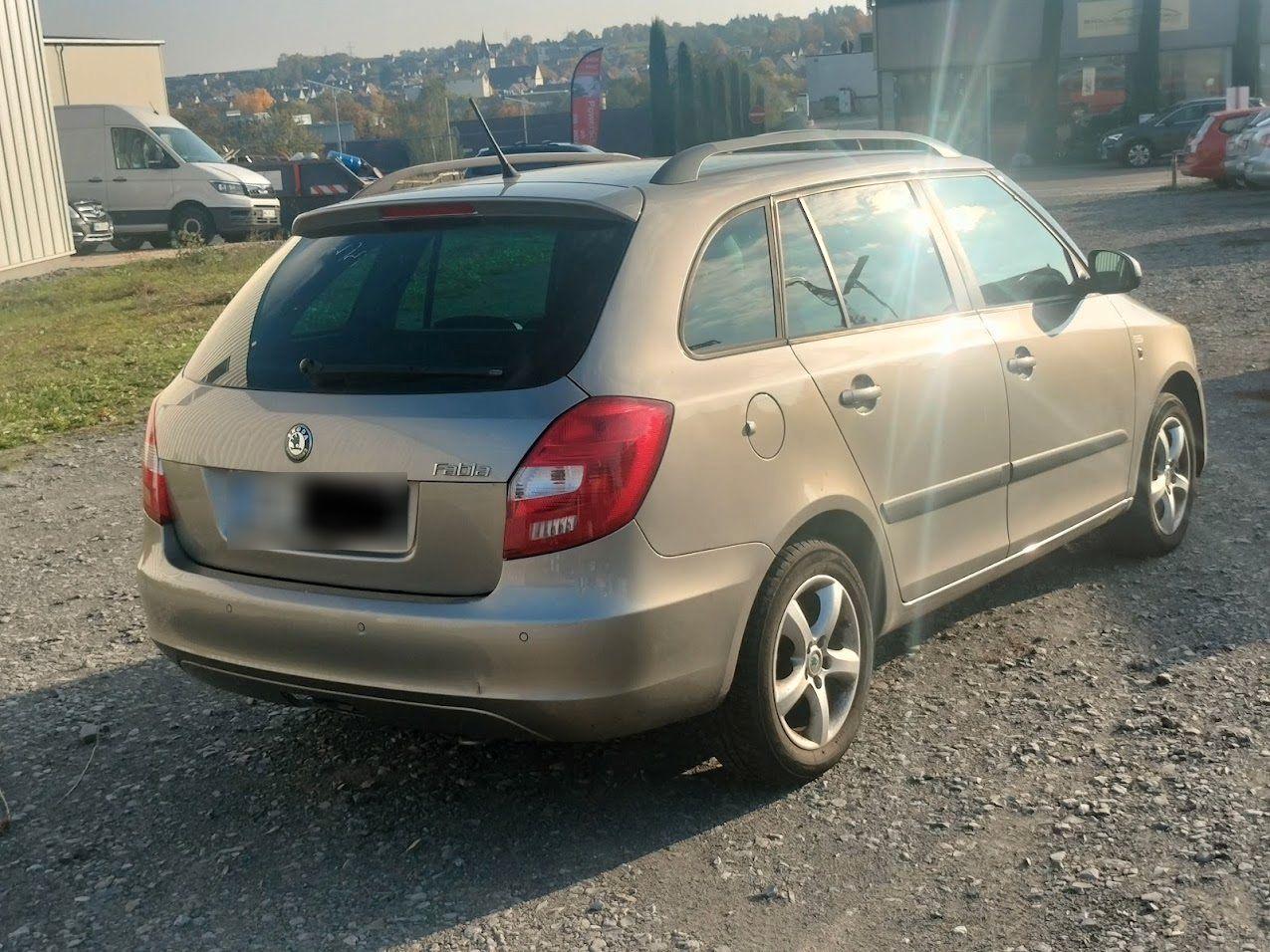Skoda Fabia 2012 — photo 9