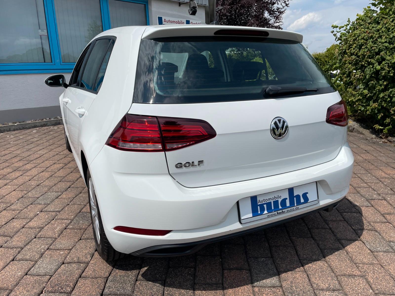 Volkswagen Golf VII Trendline Navigation Discover Media