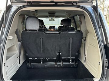 Lancia Voyager - 11
