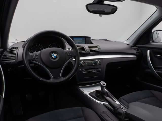 Foto Nummer 33: BMW 118d