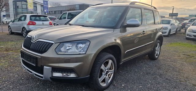 Skoda Yeti Adventure*Xenon*PDC*AHK*8-fach bereift