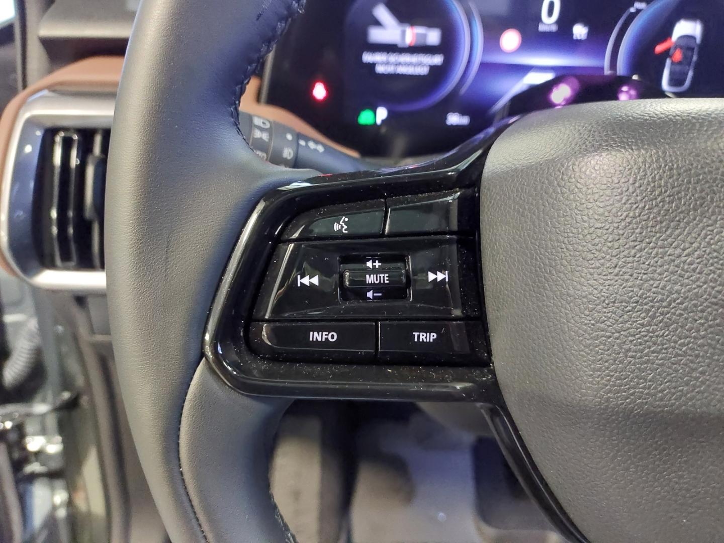 Suzuki e Vitara Comfort + Allgrip  Panorama LED 4 WD