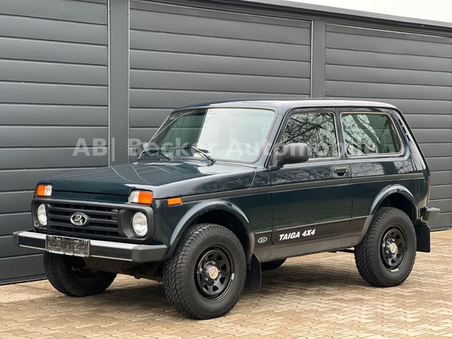 Lada Taiga  4x4 *SCHECKHEFT*AHK*GEPFLEGT*DOTZ