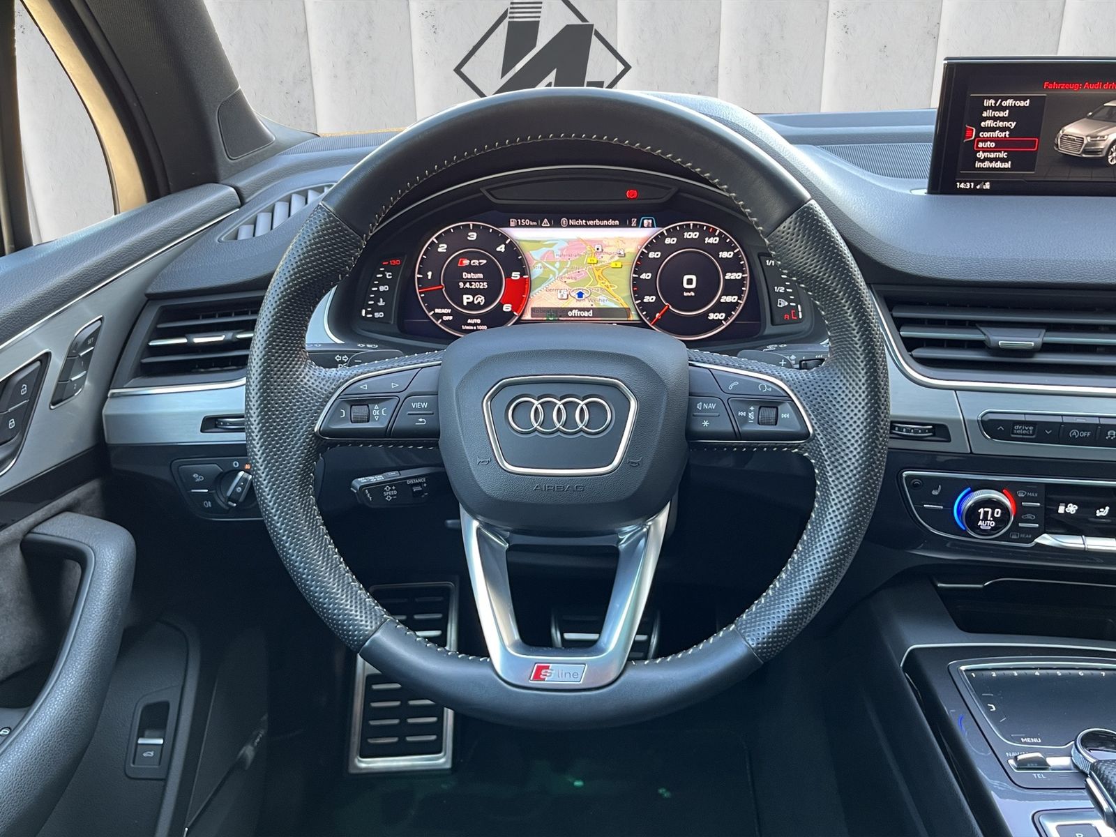 Fahrzeugabbildung Audi Q7 50TDI quattro*2x S-line*7-Sitzer*HuD*Pano**