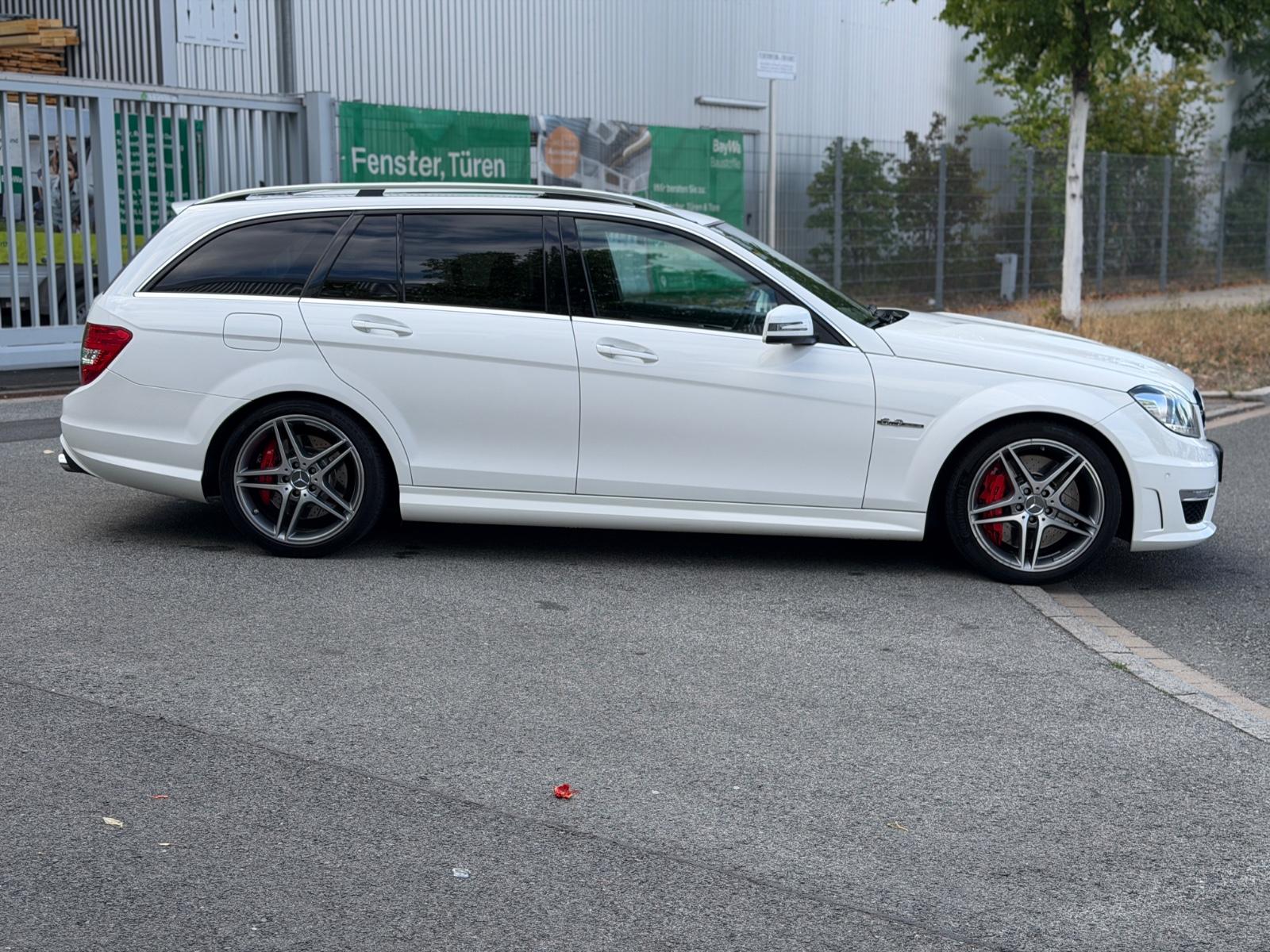 Mercedes-Benz C 63 AMG C T-Modell C 63 AMG