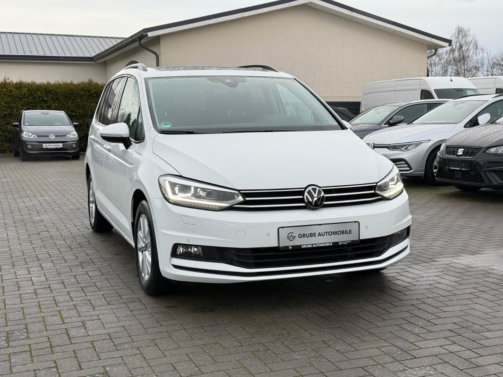 Volkswagen Touran Highline DSG*LED*PANO*NAV*SHZ*AHK*CAM