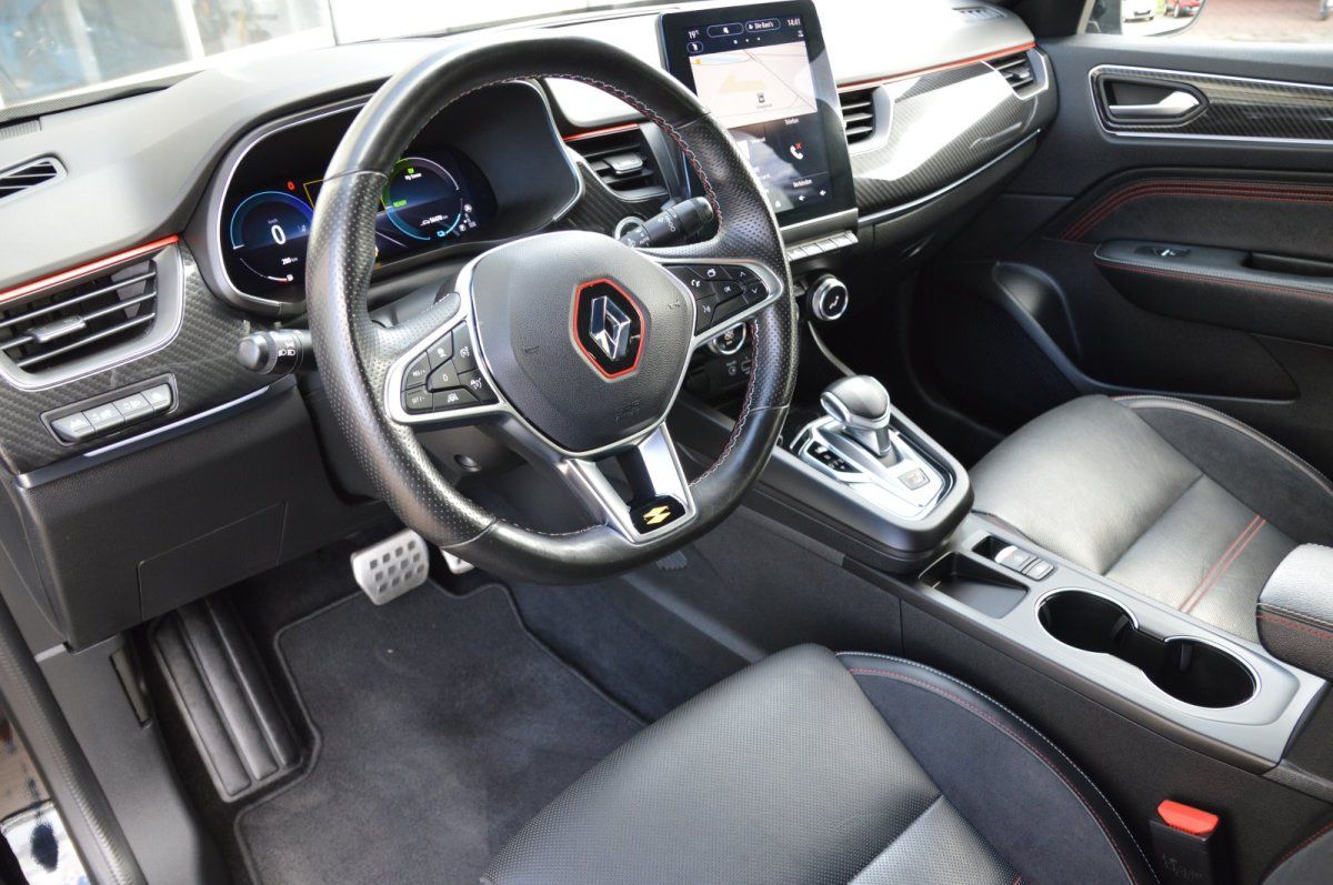 Fahrzeugabbildung Renault Arkana   R.S. Line E-Tech