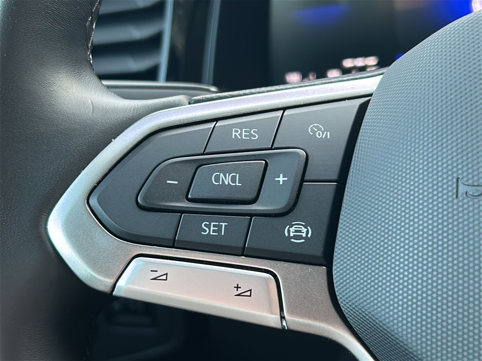 Fahrzeugabbildung Volkswagen Taigo TSI Life LED AID NAVI PDC SHZ LM