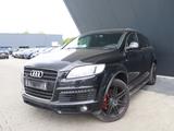Audi Q7 4.2 TDI QUATTRO S-LINE / 7-SITZE / PANORAMA - Audi Q7 mit Diesel-Antrieb: 4.2