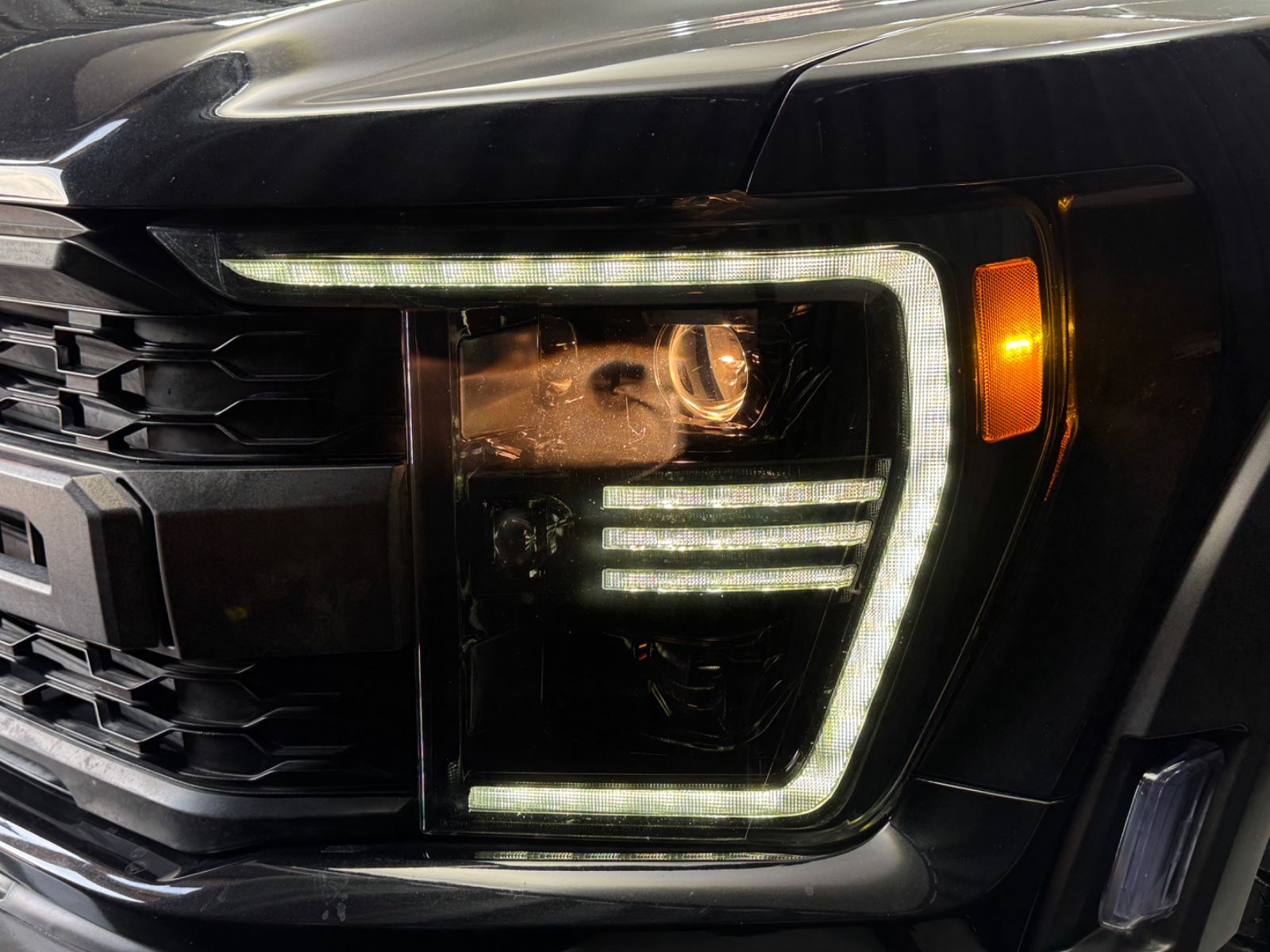 Fahrzeugabbildung Ford F 150 RAPTOR SVT|OFFROAD 20 ZOLL| 6-SITZ|NAVI|